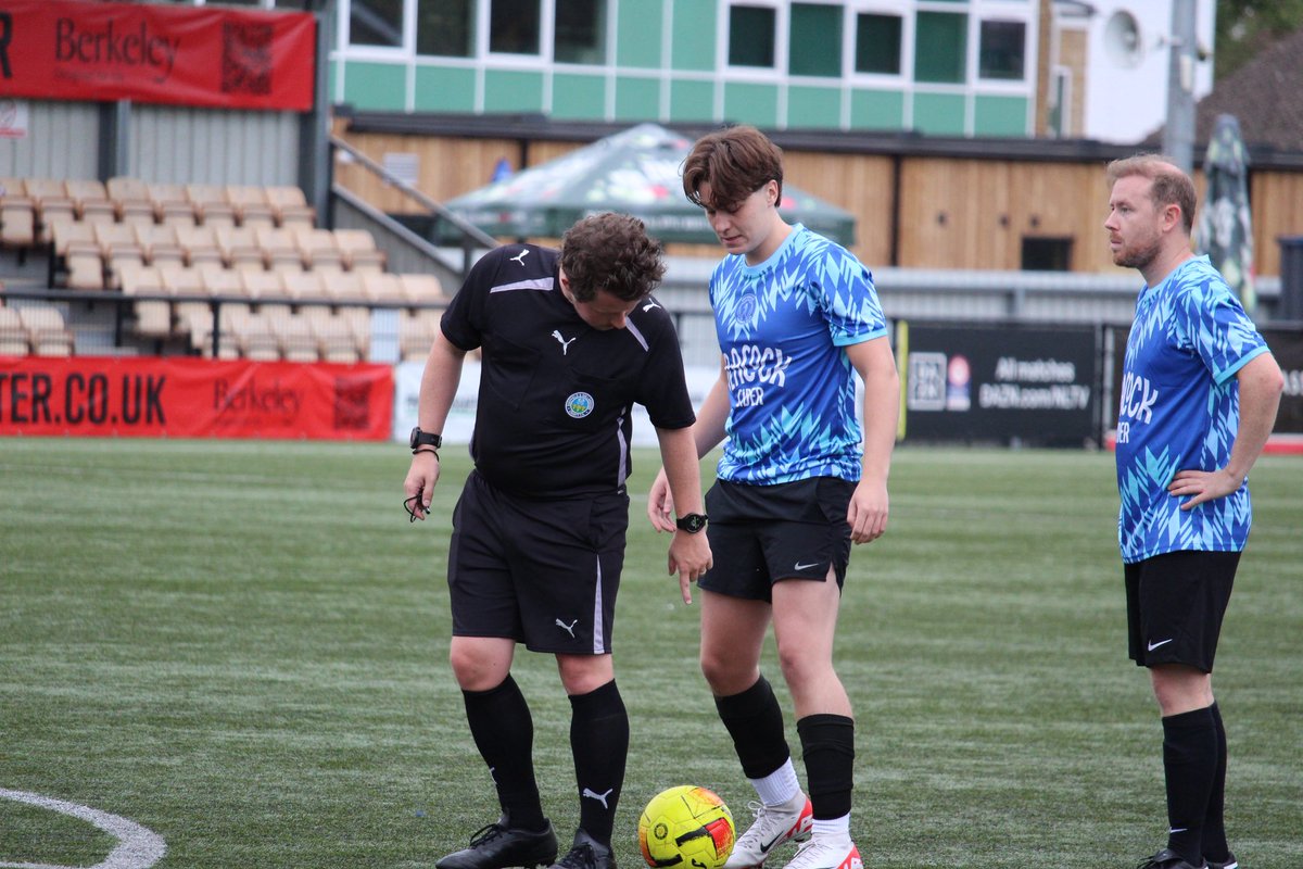 bigrobbo14's tweet photo. Amazing day @sloughtownfc raising money for @MindCharity. Raising £2000 through a game of footy is incredible. ❤️

1️⃣4️⃣

📸 @CameronSJWebb https://t.co/8YBvFAoB7R