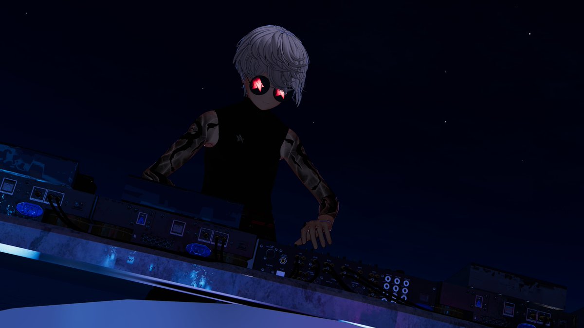 KajYKunVR's tweet photo. UKGarage at Club Italia

📸@3itoVR https://t.co/Z7LlPVS52A