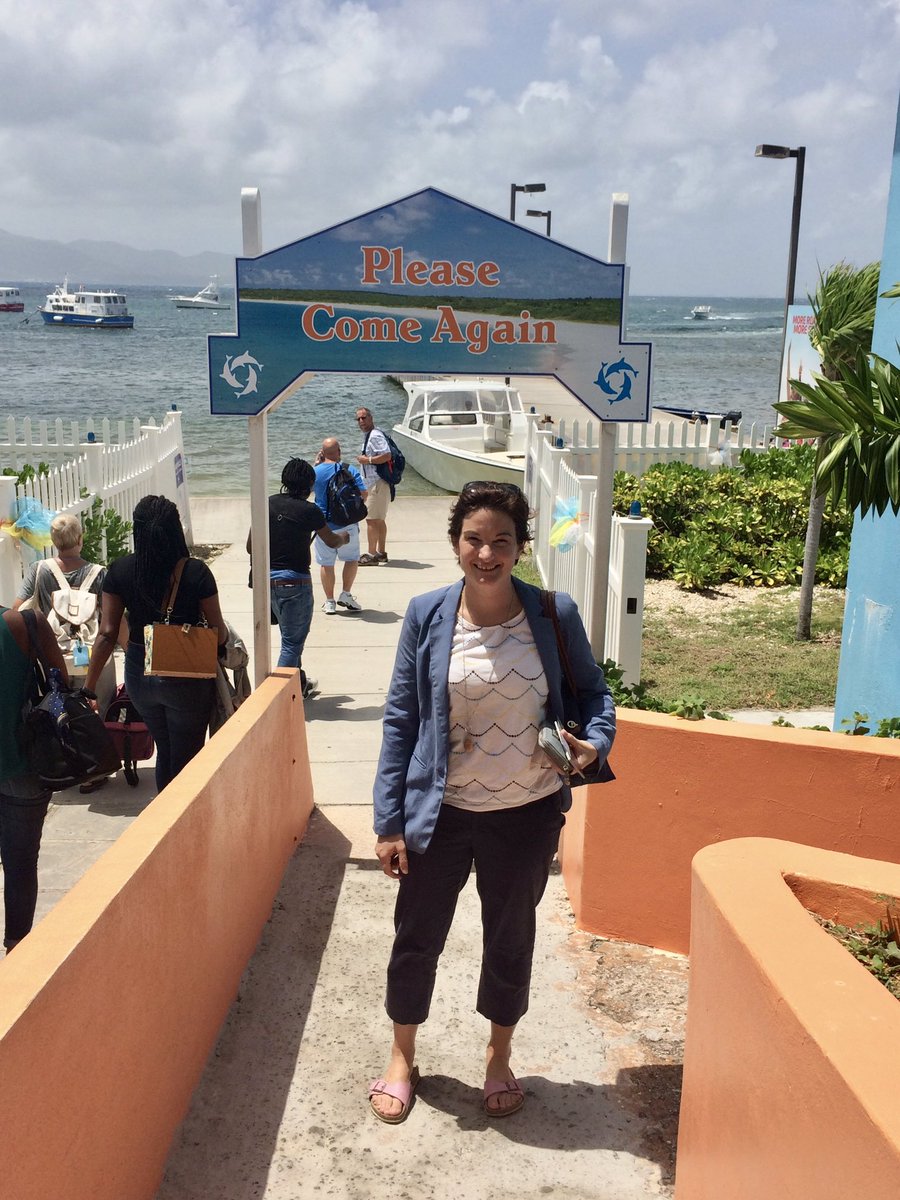 Christina Scott tweet media