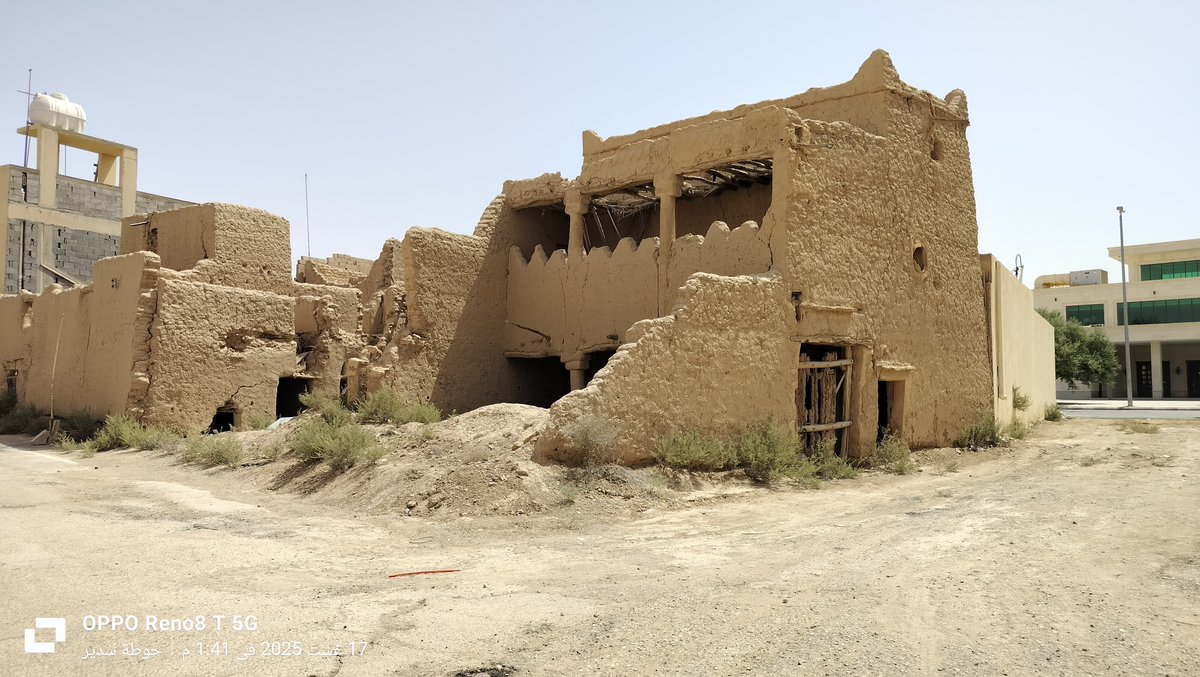 Taraqa500's tweet photo. القرية التراثية بجنوبية سدير

#opposaudi
#SuperVibeMoment https://t.co/lTHNfTJUjG