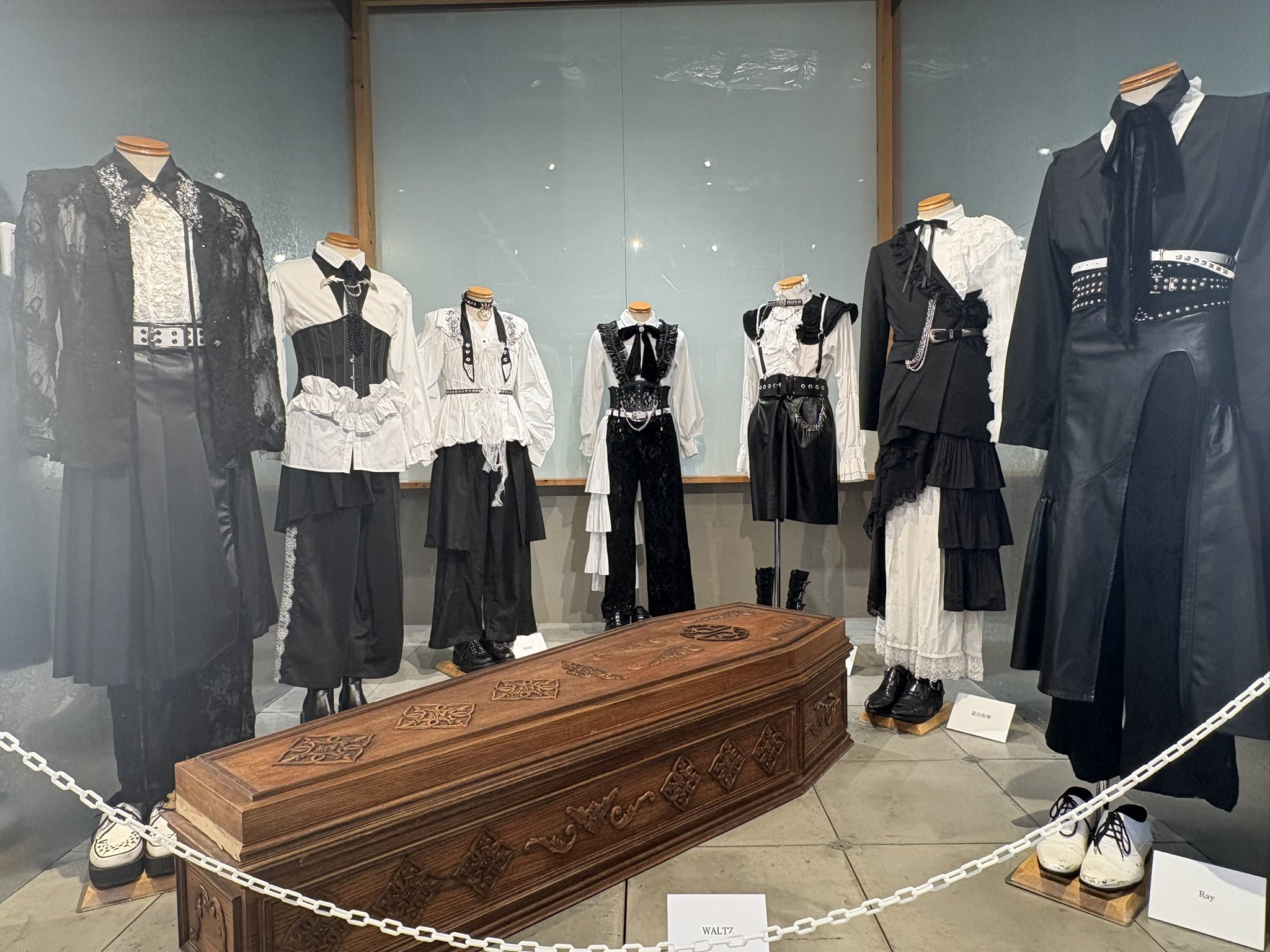 WALTZ 龍宮城　ホロトレカ付 Anniversary waltz Sculpture | リヤドロ公式オンライン