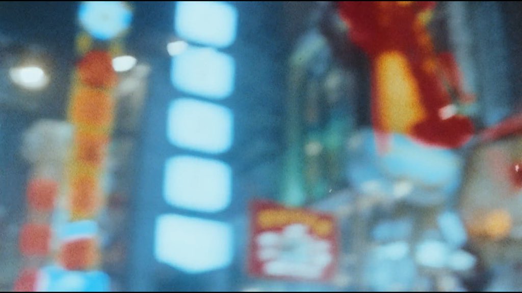 "find me if you love me."

苏州河 suzhou river
(lou ye, 2000)