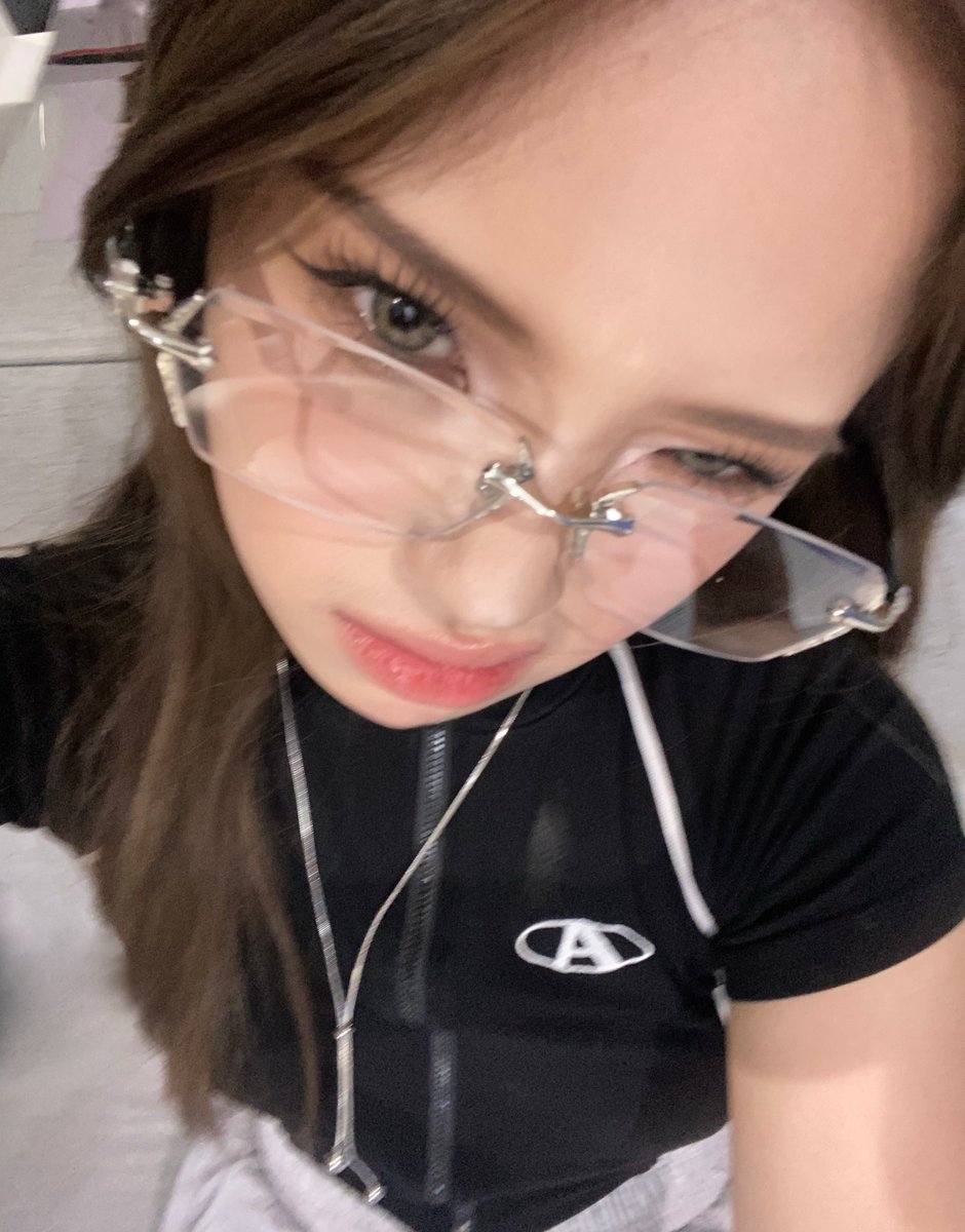 finix_aki's tweet photo. yall ready?
CLICK CLICK BOOM ON WISH BUS
#FINIXOnWishBus #FINIX_PreDebut #Thirsty_EP #FINIX @wearefinix https://t.co/coefPpVJxC