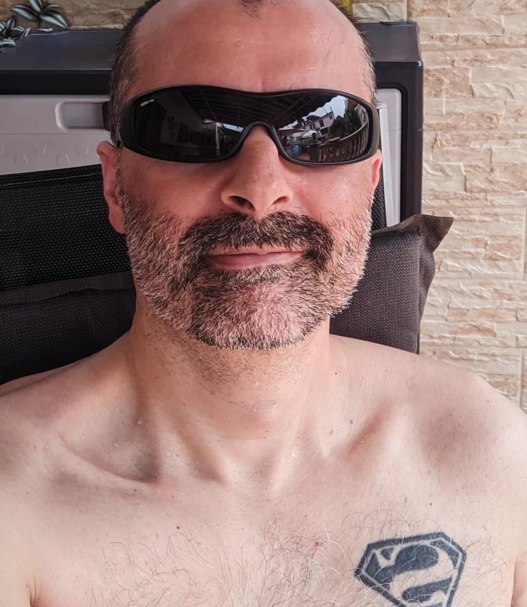 Antonio_PVerso's tweet photo. Buenas ... Aquí de domingueo 😎 https://t.co/bpdeXpuG6F