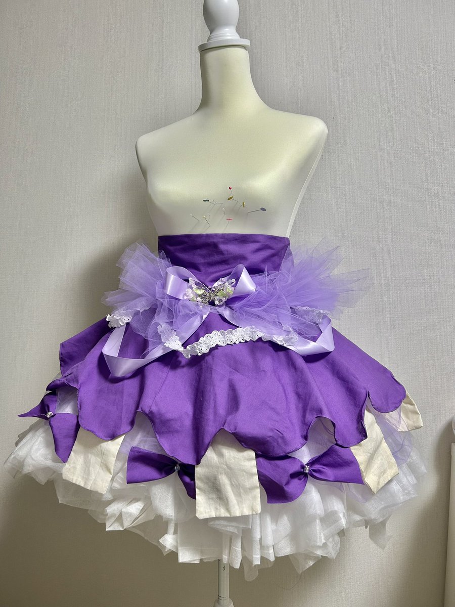 pipiman_mana's tweet image. やっと写真撮りました📸
制作した衣装です。
とりあえずリアルで会った人には貸出してるので良ければ！どうぞ〜