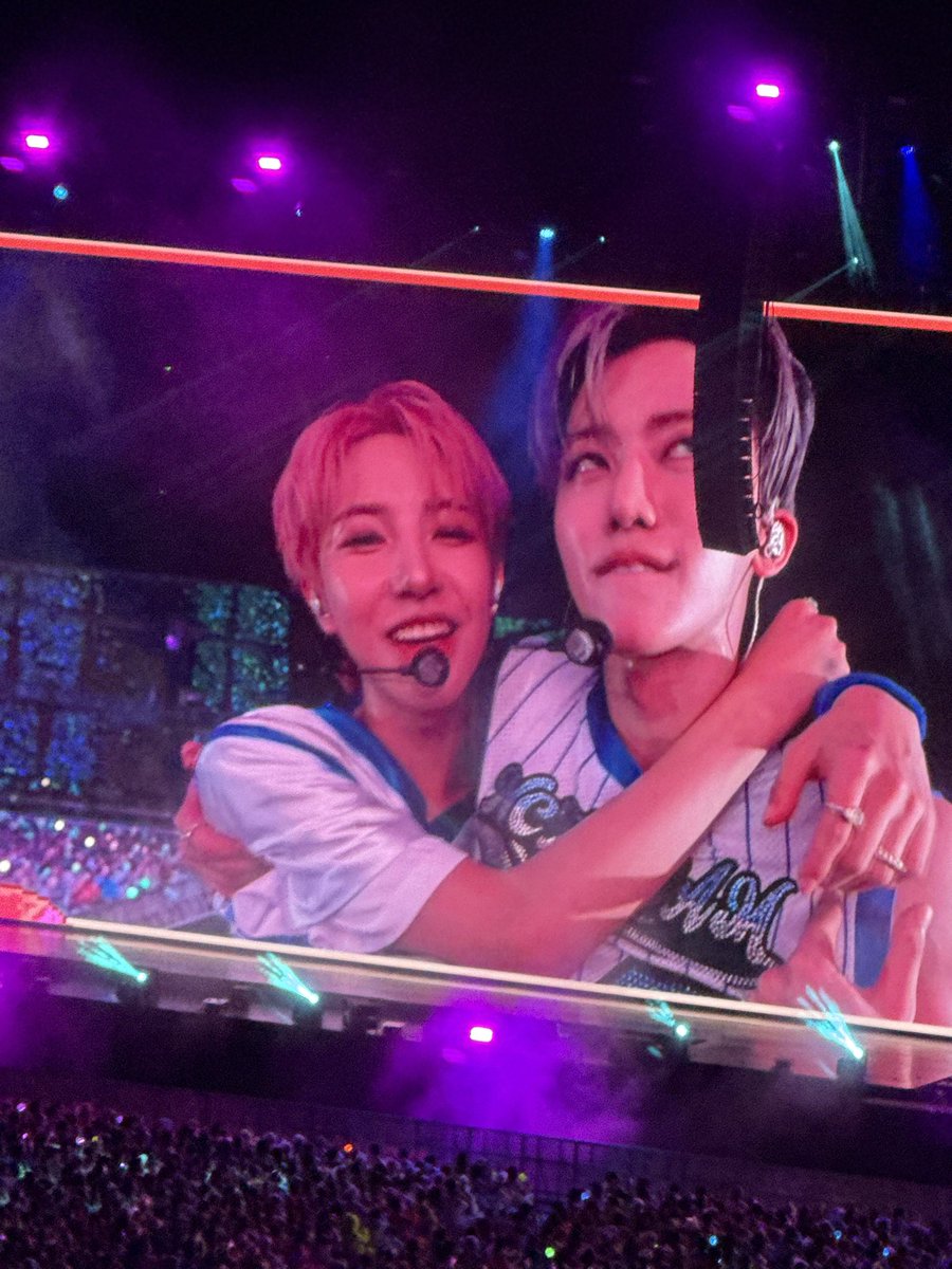 96_NsyB's tweet photo. โอ้ยแม่โอ้ยๆๆๆๆๆๆๆๆๆๆๆๆกรี้ด ดเ่่ดะส #NCTDREAM_THEDREAMSHOW4_in_BKK #NCTDREAM #JAMREN #JAEMIN #RENJUN @NCTsmtown_DREAM https://t.co/8RuWY5pFF0