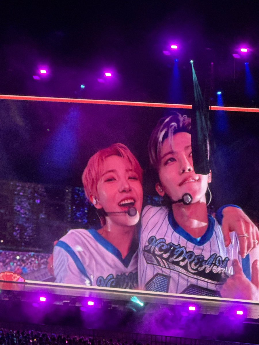 96_NsyB's tweet photo. โอ้ยแม่โอ้ยๆๆๆๆๆๆๆๆๆๆๆๆกรี้ด ดเ่่ดะส #NCTDREAM_THEDREAMSHOW4_in_BKK #NCTDREAM #JAMREN #JAEMIN #RENJUN @NCTsmtown_DREAM https://t.co/8RuWY5pFF0