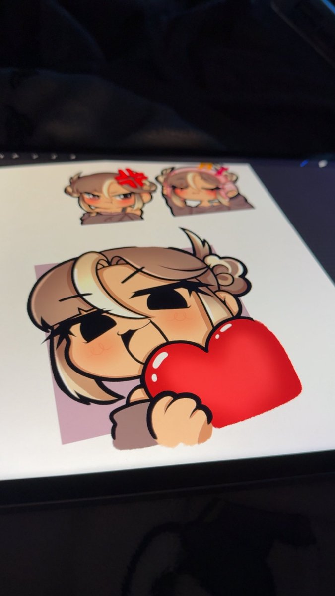 t1ttymilq's tweet photo. I wanna draw emotes again https://t.co/aszgBW8nDM