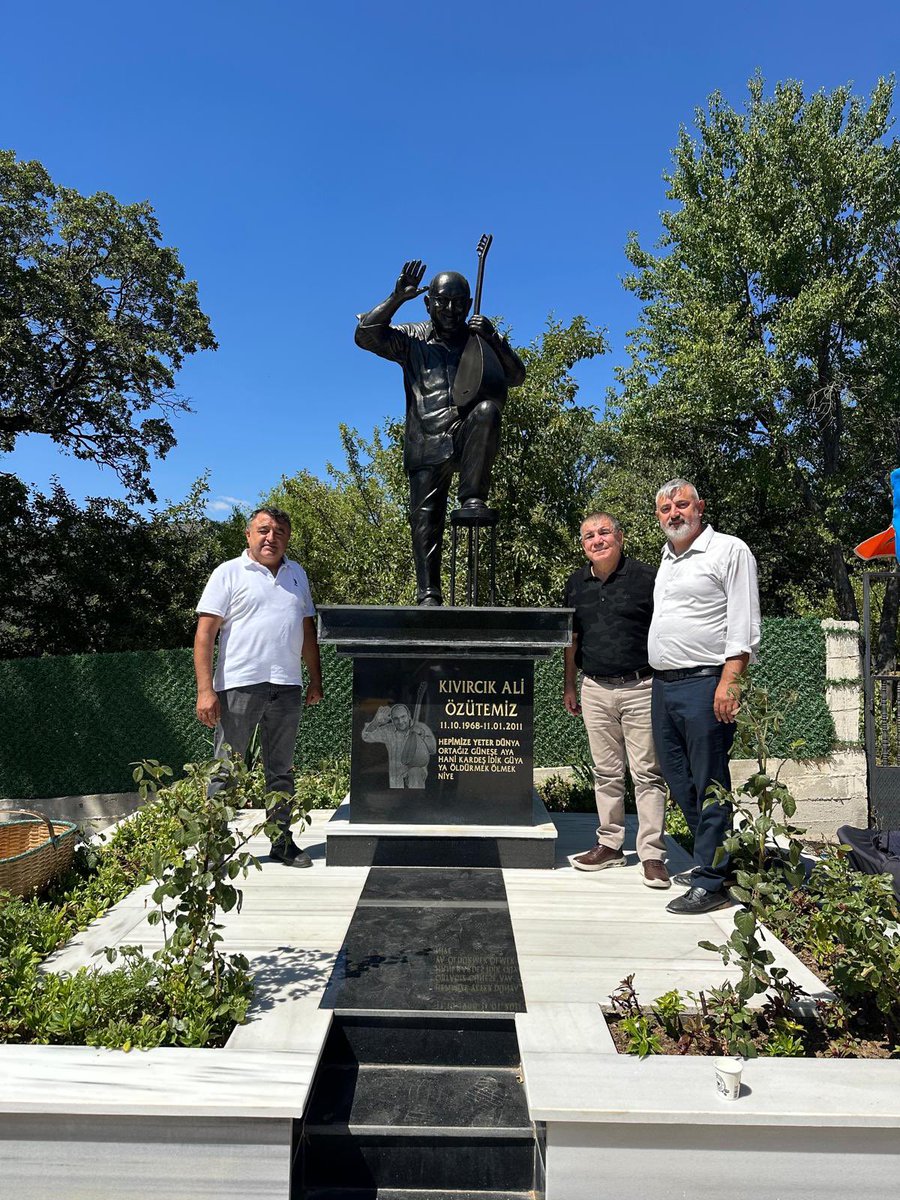 Tokat-Amasya Erenli Köyü 10. Er Mahmut Dede Etkinliğine Esenyurt Ardıçlı Mahalle Muhtarımız Mustafa Kalem ve Karataş Köyü Dernek Başkanımız Yücel Kahveci ile birlikte katıldık.

Cumhuriyet Halk Partisi’nin her bir neferi, bu yola her türlü bedeli ödemeye hazır olarak çıkmıştır.