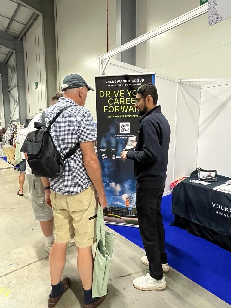 vwgap's tweet photo. It’s the last day of the @UKmotorshow 2025!

Our team are having inspiring conversations with attendees about our incredible apprenticeship opportunities.

#Apprenticeship #Career #SkillsForLife #VolkswagenGroupApprenticeships #Automotive #BritishMotorShow #BMS2025 https://t.co/gx7pLFgPk1