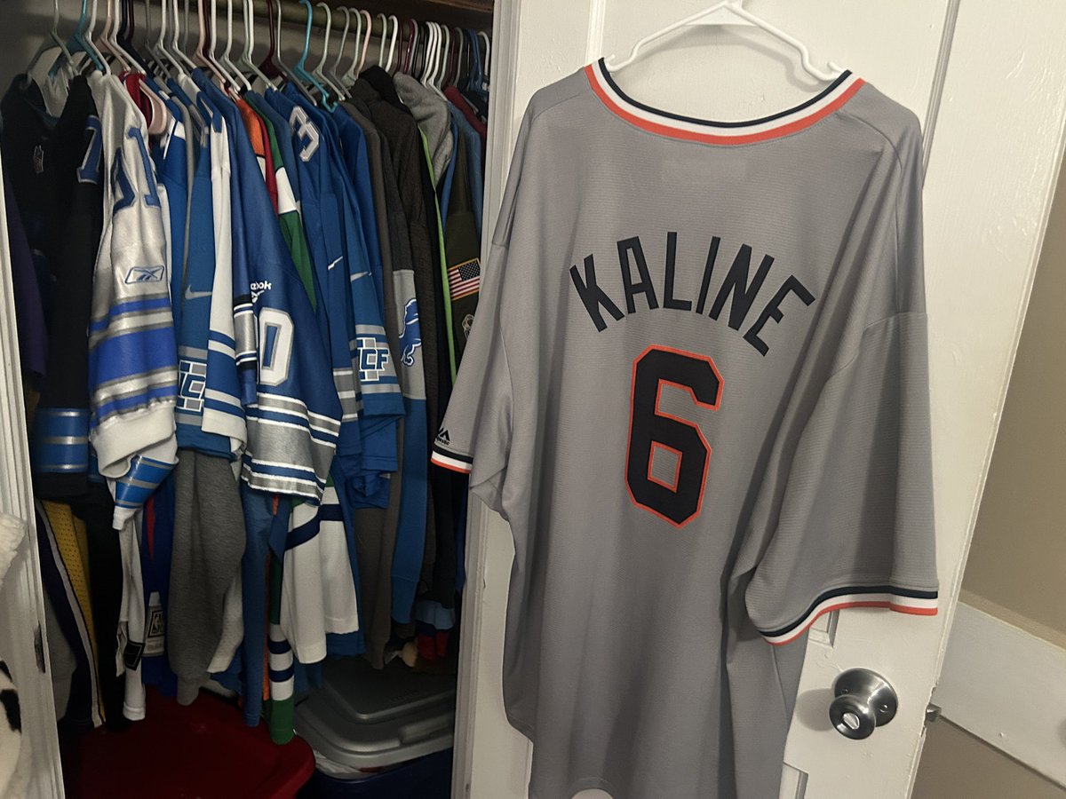 BrianEgickJr's tweet photo. Today’s outfit is a no-brainer 😁
#MrTiger #RepDetroit https://t.co/UwKXbyAF1J