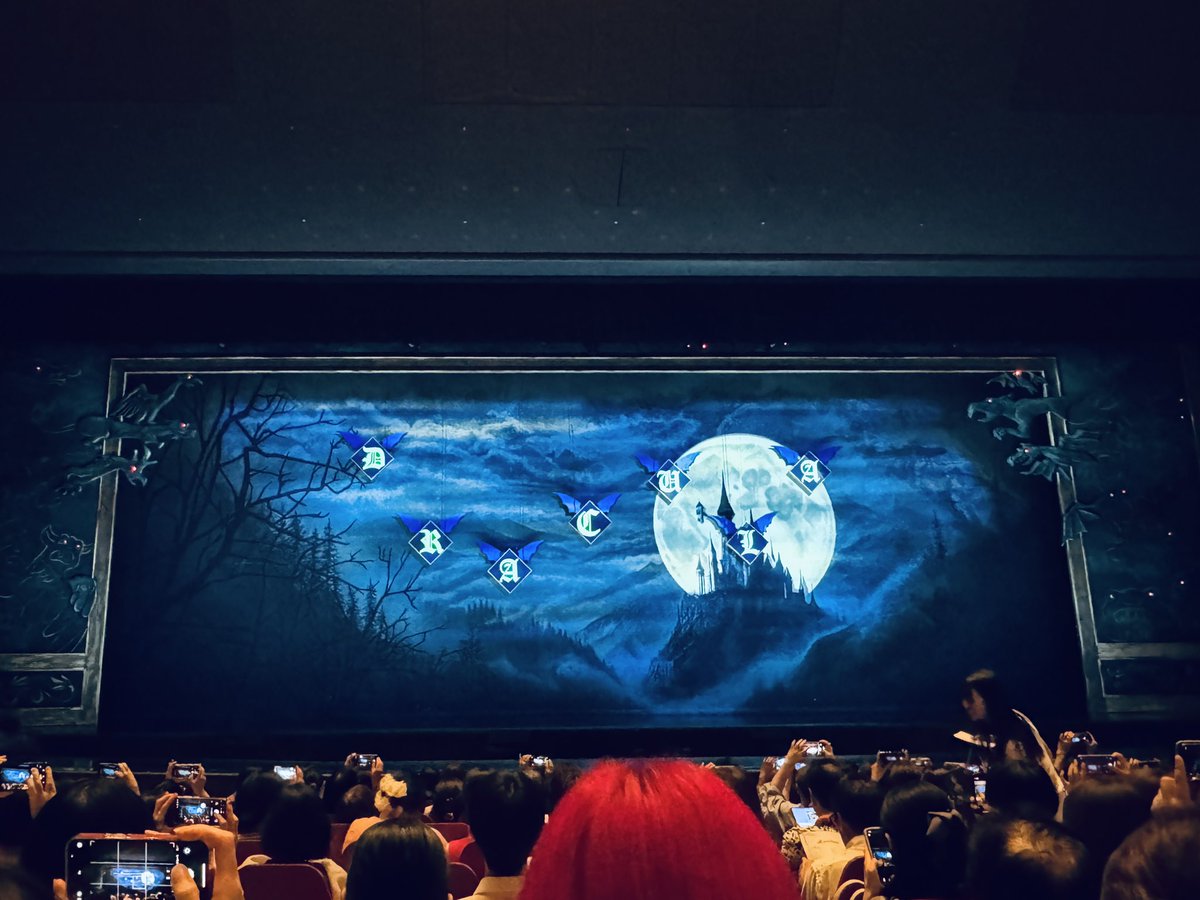 よい空気を燦々に浴びて、完全に心が洗われました。理想通りに行くことばかりじゃないし、信じられないような悪意は世間にいくらでも、なんなら自分の中にも、たしかに存在するけど、それでも光や美しさを信じて生きていきたい。