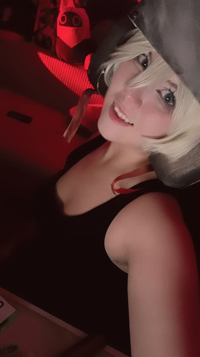 me when i psycho my pomp yk get it get it #PsychopompGame #psychopomp #psychopompcosplay