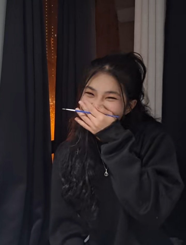 sheenamae8877's tweet photo. me ngayun kasi nag chat sya
CLICK CLICK BOOM ON WISH BUS
#FINIXOnWishBus #FINIX_PreDebut #Thirsty_EP #FINIX @wearefinix https://t.co/pnHUuM7eaS