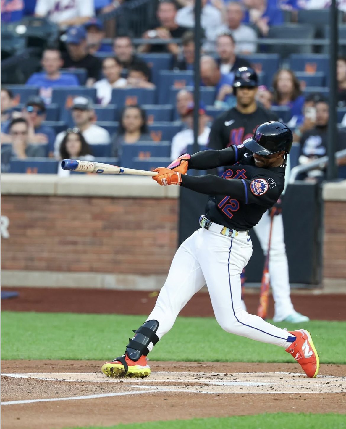 GyjiO1DbcAANOOV?format=jpg&name=large Francisco Lindor’s Emotional Surprise: His Daughter Secretly Captures His Gameday Arrival — and His Reaction Says It All