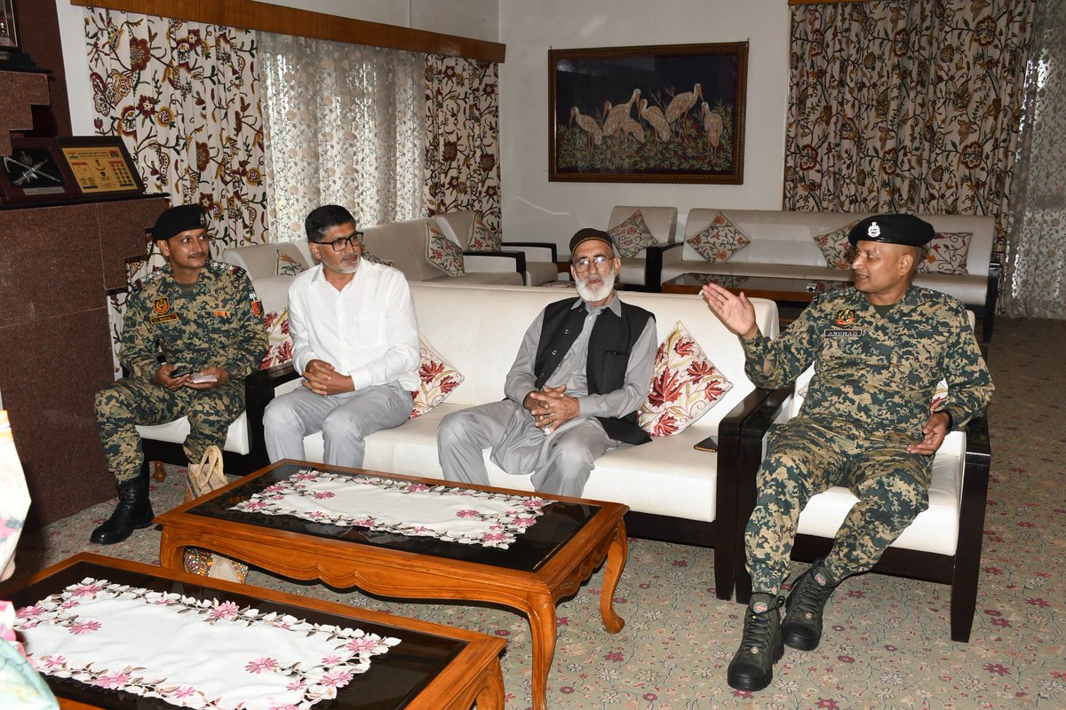 BSF Kashmir tweet media