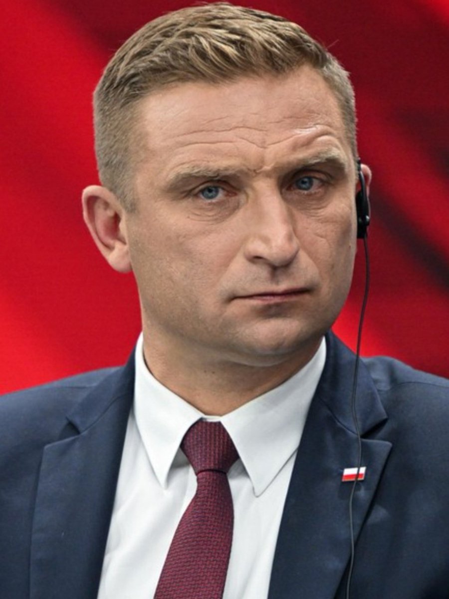 Krzysztof A Wąsowski (@kaw1944) on Twitter photo #Ponidziałek18Sierpnia2025
#DzieńNieJakCodzień
Dzisiaj już wyjazd do Gorzowa Wielkopolskiego (do tamtejszej prokuratury), aby w poniedziałek towarzyszyć - w charakterze OBROŃCY - <a href="/RBakiewicz/">Robert Bąkiewicz</a> w stawieniu czoła #BodnaryzmŻurkizm
W ten sam poniedziałek, 18 sierpnia br. o godz. #Ponidziałek18Sierpnia2025
#DzieńNieJakCodzień
Dzisiaj już wyjazd do Gorzowa Wielkopolskiego (do tamtejszej prokuratury), aby w poniedziałek towarzyszyć - w charakterze OBROŃCY - <a href="/RBakiewicz/">Robert Bąkiewicz</a> w stawieniu czoła #BodnaryzmŻurkizm
W ten sam poniedziałek, 18 sierpnia br. o godz.
