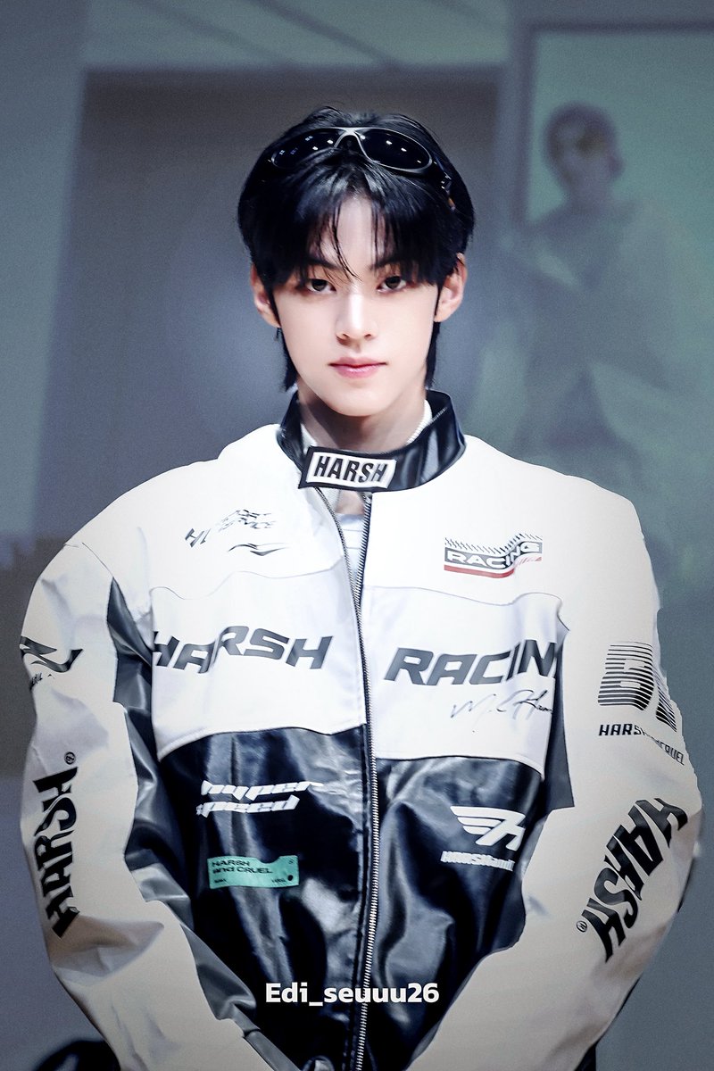 Edi_seuuu26's tweet photo. 250817

🏎️

#TWS  #투어스 #도훈 #dohooon https://t.co/G4JkiSxokC