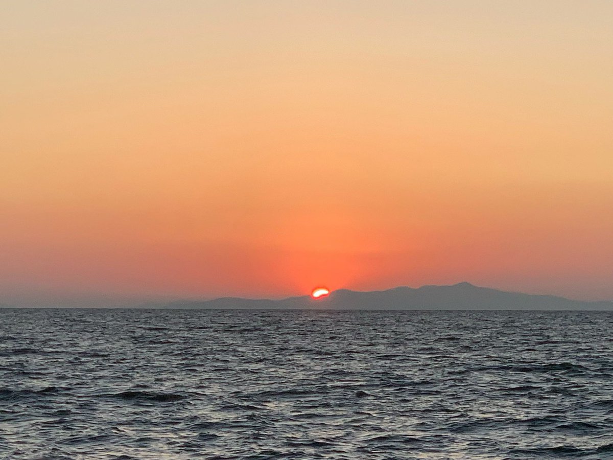 fossettevv's tweet image. 太湖日出🌅