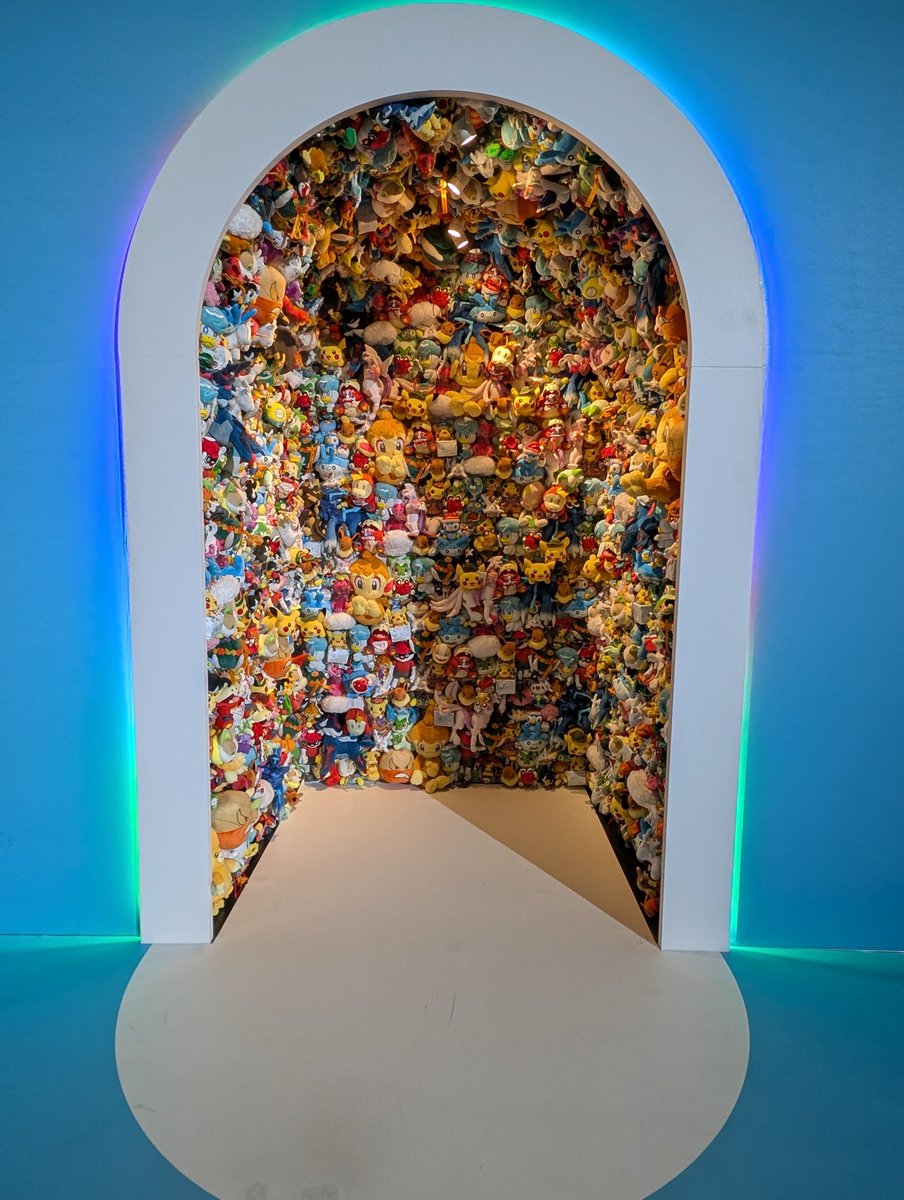 Find the Pokémon Card—2025 Pokémon World Championships edition!

Each photo increases in difficulty. Let us know in the comments how many cards you spot! 🔍 #PokemonWorlds