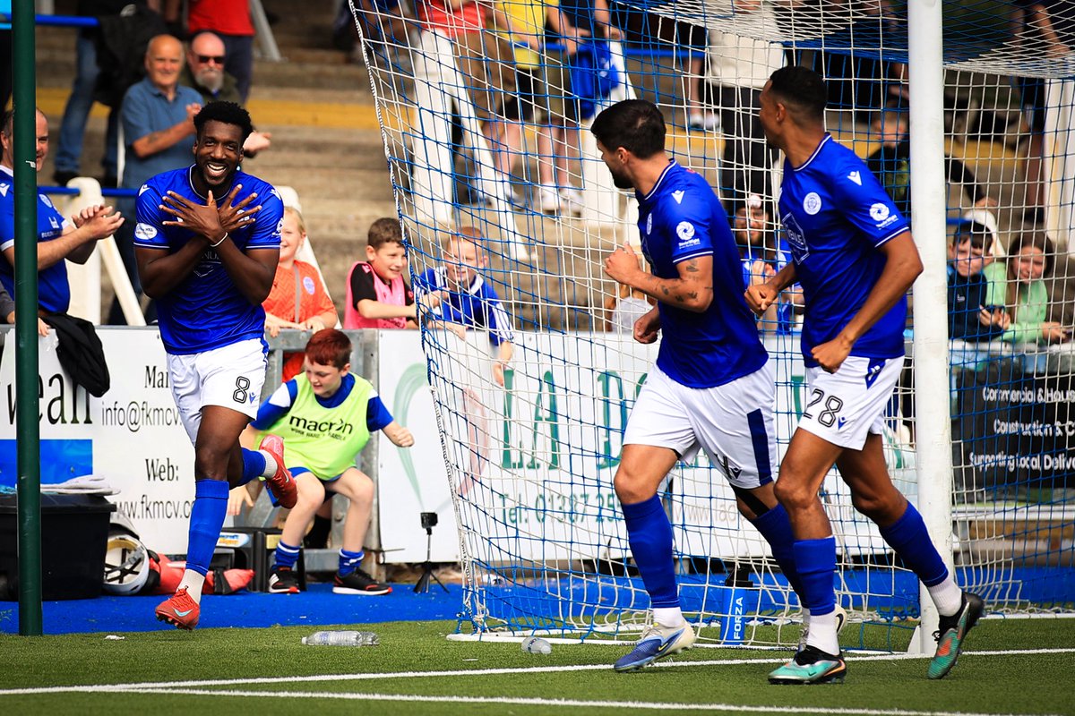 Queen of the South tweet media