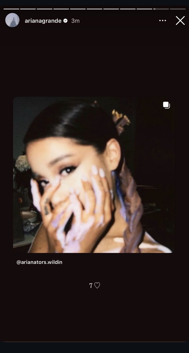 brb just gonna cry into my pillow :,)