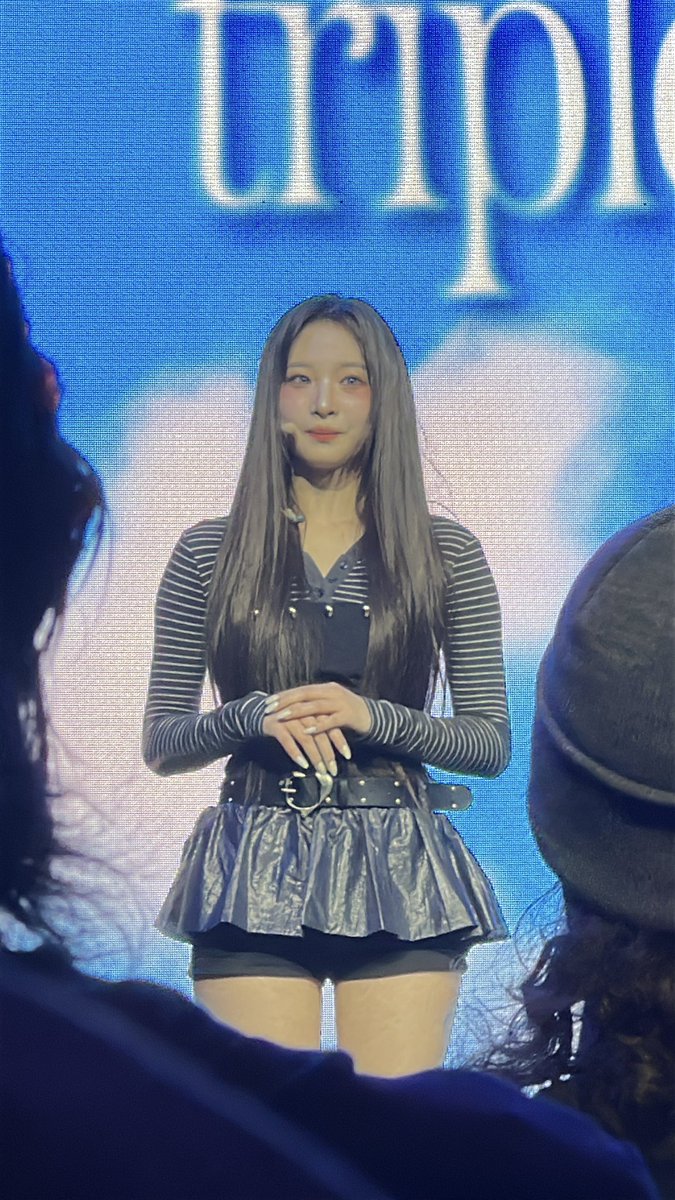 anne_risu's tweet photo. I can't wait to see Nien and HaYeon again! @triplescosmos #tripleS #tripleS_Alpha_Percent #tripleS_Alphie #순간포착_WAV의심장을뛰게한순간 https://t.co/6OXn2xLJqk