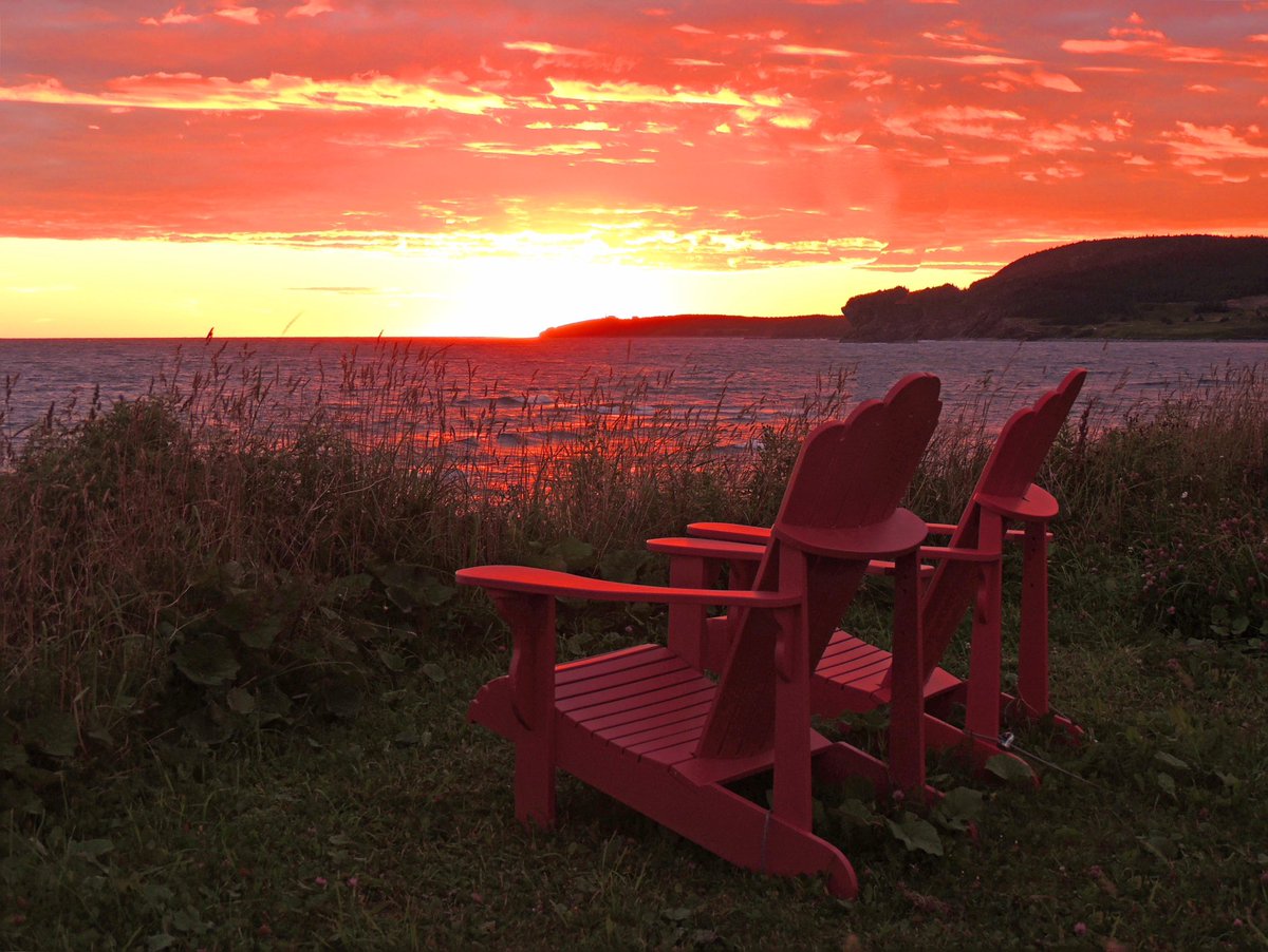 Just another wonderful sunset in paradise. Don’t you wish you were sitting here where there is plenty of peace and quiet.