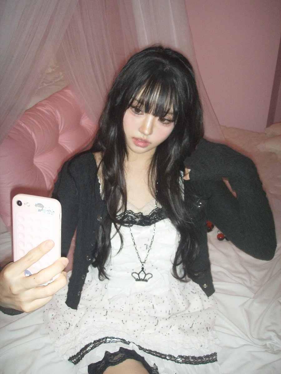 슈슈체리 ( ¤̴̶̷̤́ ‧̫̮ ¤̴̶̷̤̀ )