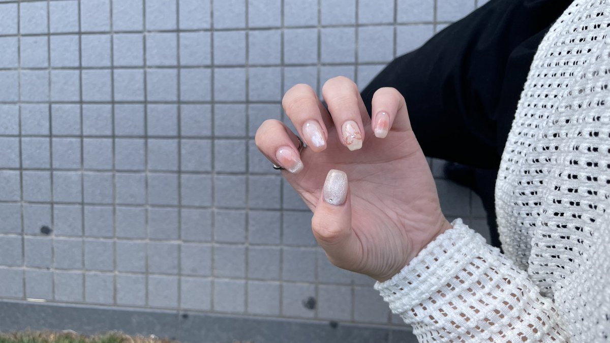 傷つかない理由を探すのが上手くなって
君よりちょっと、安心したいだけなのさ