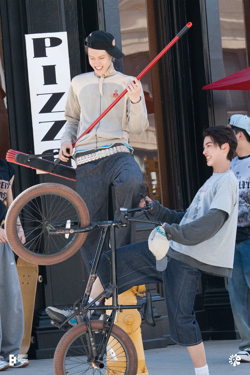 cortis_bighit's tweet image. CORTIS &apos;GO!&apos; Conceptual Performance Film Photo Sketch
(weverse.io/cortis/media/4…)

#CORTIS #코르티스 #CORTIS_GO
#COLOR_OUTSIDE_THE_LINES #COTL