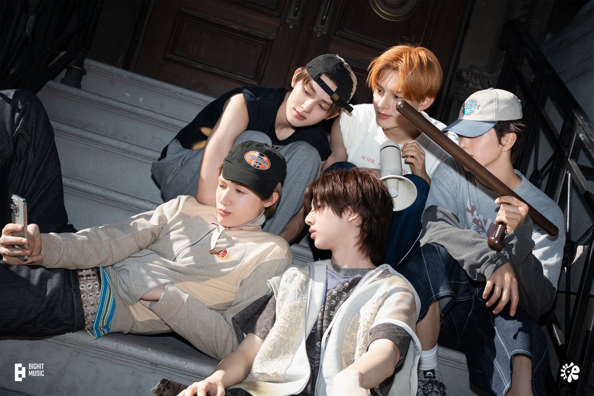 cortis_bighit's tweet image. CORTIS &apos;GO!&apos; Conceptual Performance Film Photo Sketch
(weverse.io/cortis/media/4…)

#CORTIS #코르티스 #CORTIS_GO
#COLOR_OUTSIDE_THE_LINES #COTL