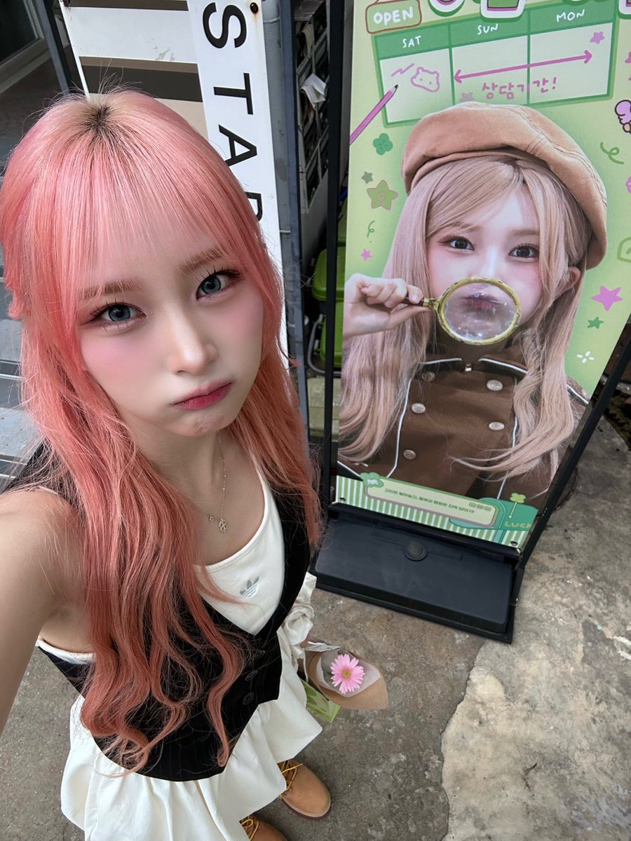 sususu_47's tweet photo. 💚🎂💚
초: 초원야
원: 원한 미래 펼쳐지길 

가장 소중한 네게, 생일 축하해! 항상 행복하고 건강해! 영원히 사랑해~!!! 아프지 마세요!! 잘 먹고 잘 쉬세요!

사랑하는 초초 행복하자!넌 행복한 게 어울려🥰
우리 같이 오래오래 함께 가자~!
#HAPPY_CHOWON_DAY #Dear_CHOWON #CHOWON #초원 https://t.co/ygLIUdC9Jm