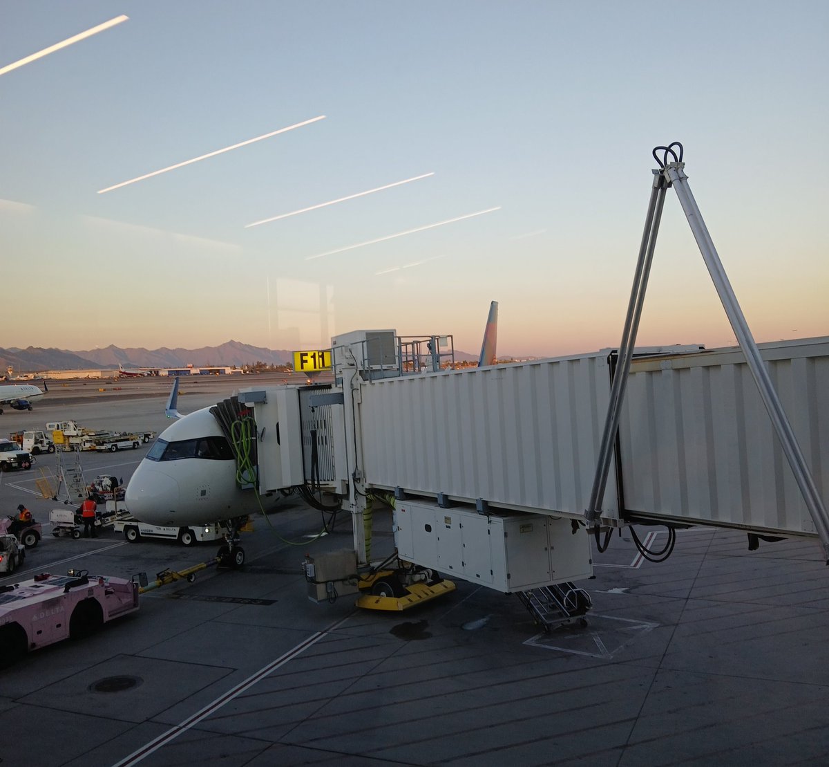 areacodes's tweet image. Houston bound @RcsSports @djones8301 Rucker on Wood #ROW in one day I can evaluate 200 of the Houston area next coming Class of 2028 &amp;amp; 2029 boys HS 🏀 prospects, I not only go to support Hicks &amp;amp; Doug but its always great to see EVERYONE in Htown, hospitality is unmatched 🫵🏾