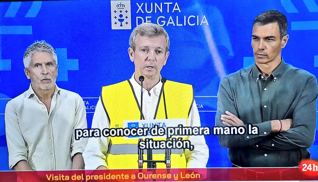 FelixLopez_Rey's tweet photo. ¿PARA QUÉ SIRVE EL PP? SI CADA VEZ QUE PASA ALGO NO RESUELVEN NADA Y ECHAN EL MARRÓN A SÁNCHEZ. 
Luego acaban demandando la ayuda del Gobierno de España ante su inutilidad manifiesta. https://t.co/qr9QZCThnx