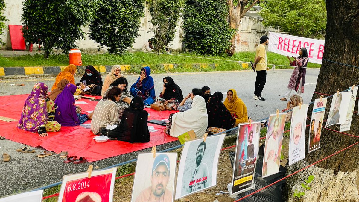 RCPBalochistan's tweet image. RCP comrades joined the Islamabad sit-in demanding release of BYC leadership, pledging full support to this struggle. State repression &amp;amp; enforced disappearances are a fight of all the oppressed &amp;amp; workers.

#ReleaseBYCleaders
#EndEnforcedDisappearances 
#DownWithStateRepression
