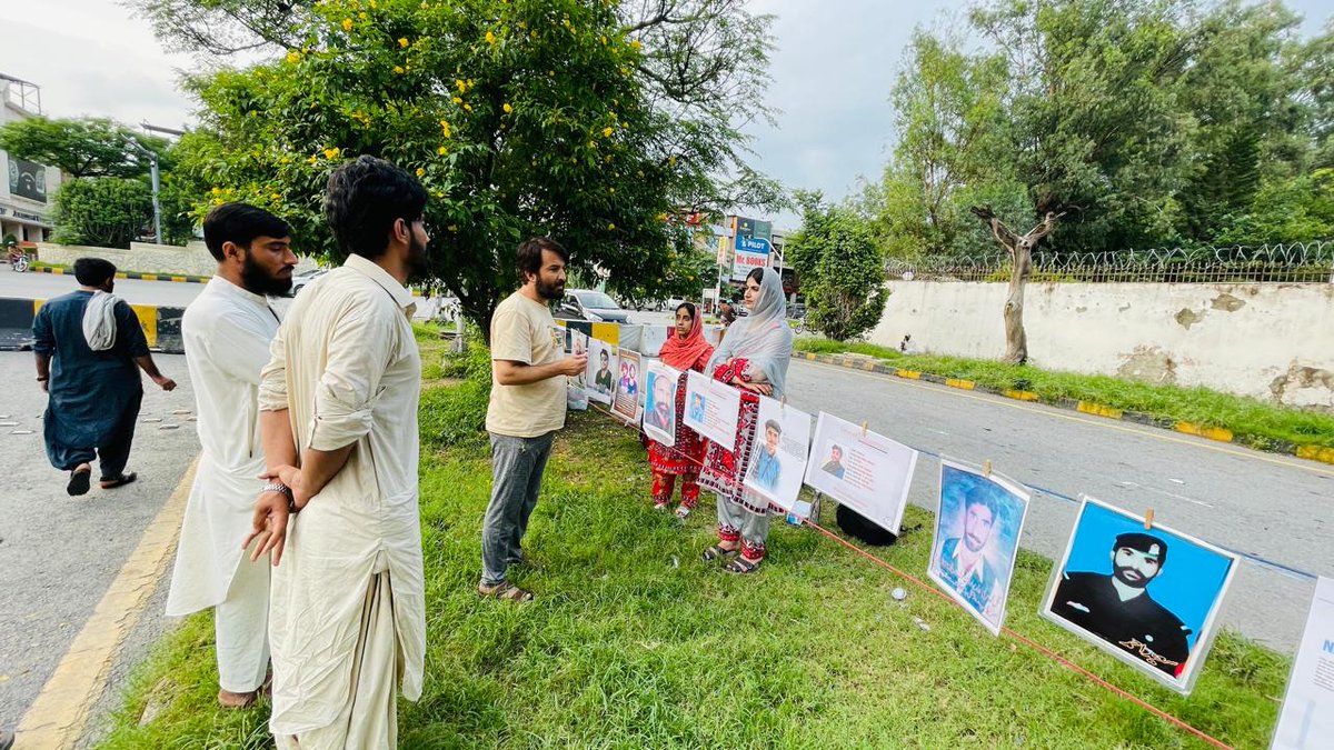 RCPBalochistan's tweet image. RCP comrades joined the Islamabad sit-in demanding release of BYC leadership, pledging full support to this struggle. State repression &amp;amp; enforced disappearances are a fight of all the oppressed &amp;amp; workers.

#ReleaseBYCleaders
#EndEnforcedDisappearances 
#DownWithStateRepression