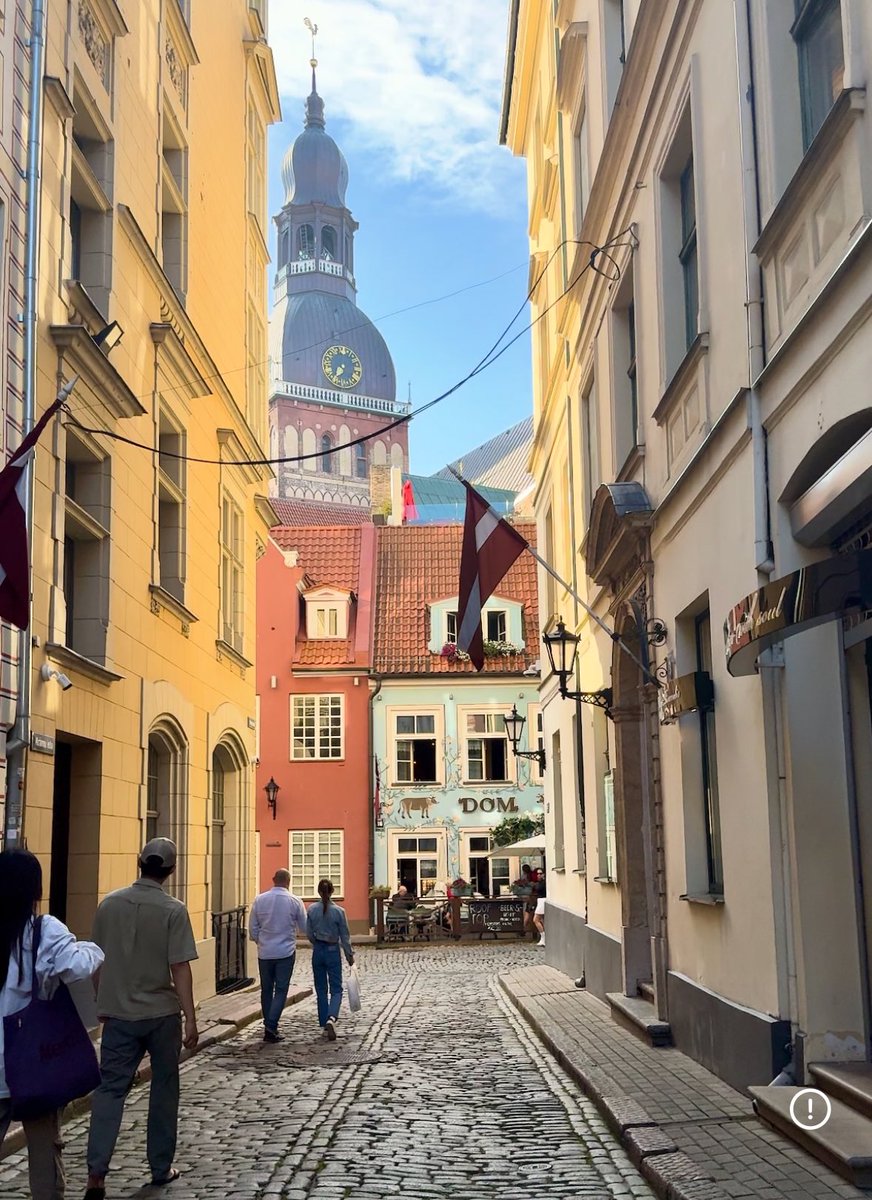RaphPerceptPal's tweet photo. Should I move to Riga ???? (yes) https://t.co/s4gC4UqP4N