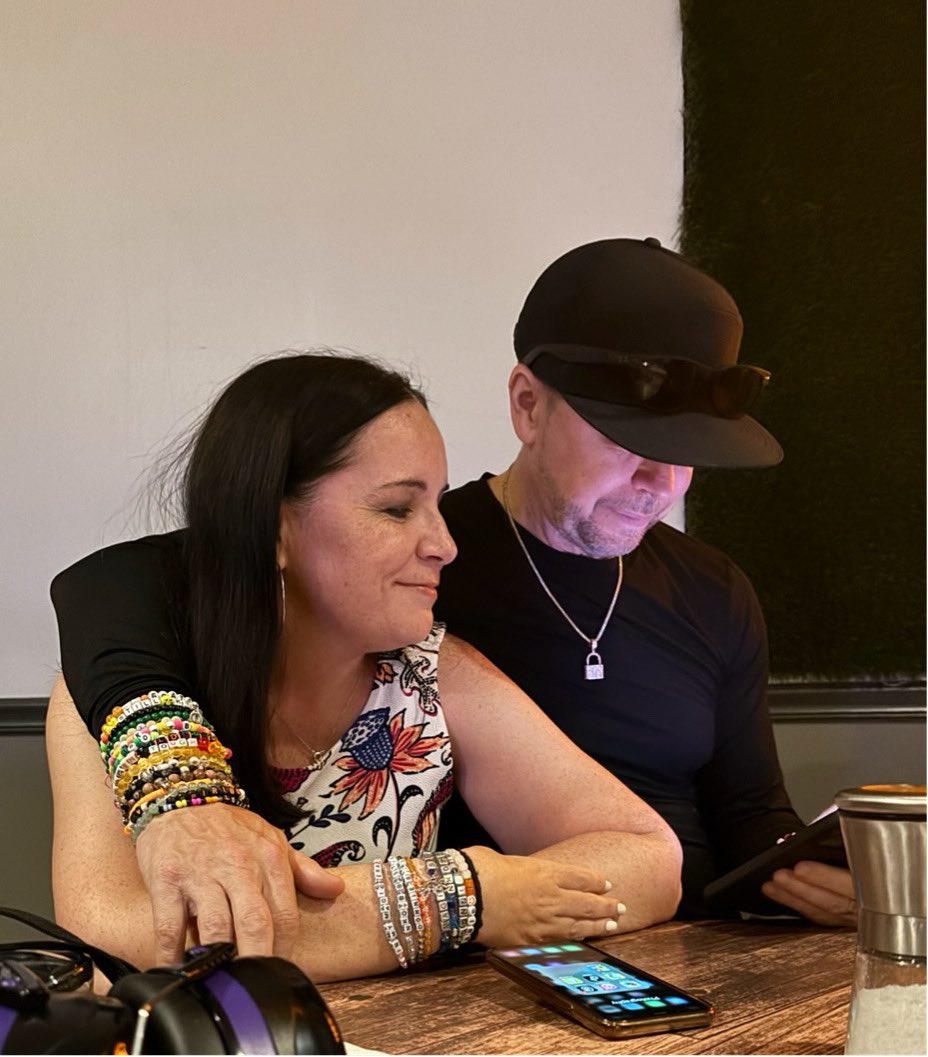 happy birthday Donald aka Donnie! thanks for doing the <a href="/BHsBirthday/">BHsBirthdays</a> w/me every day! yours especially makes my heart smile I mean I was up until 3AM just scrolling through all the BDay love coming your way!  Hope you day is as amazing as you🎂🎉🥳🎈🤖❤️♾️💫✨🤟🏼🧡 <a href="/DonnieWahlberg/">Donnie Wahlberg</a>