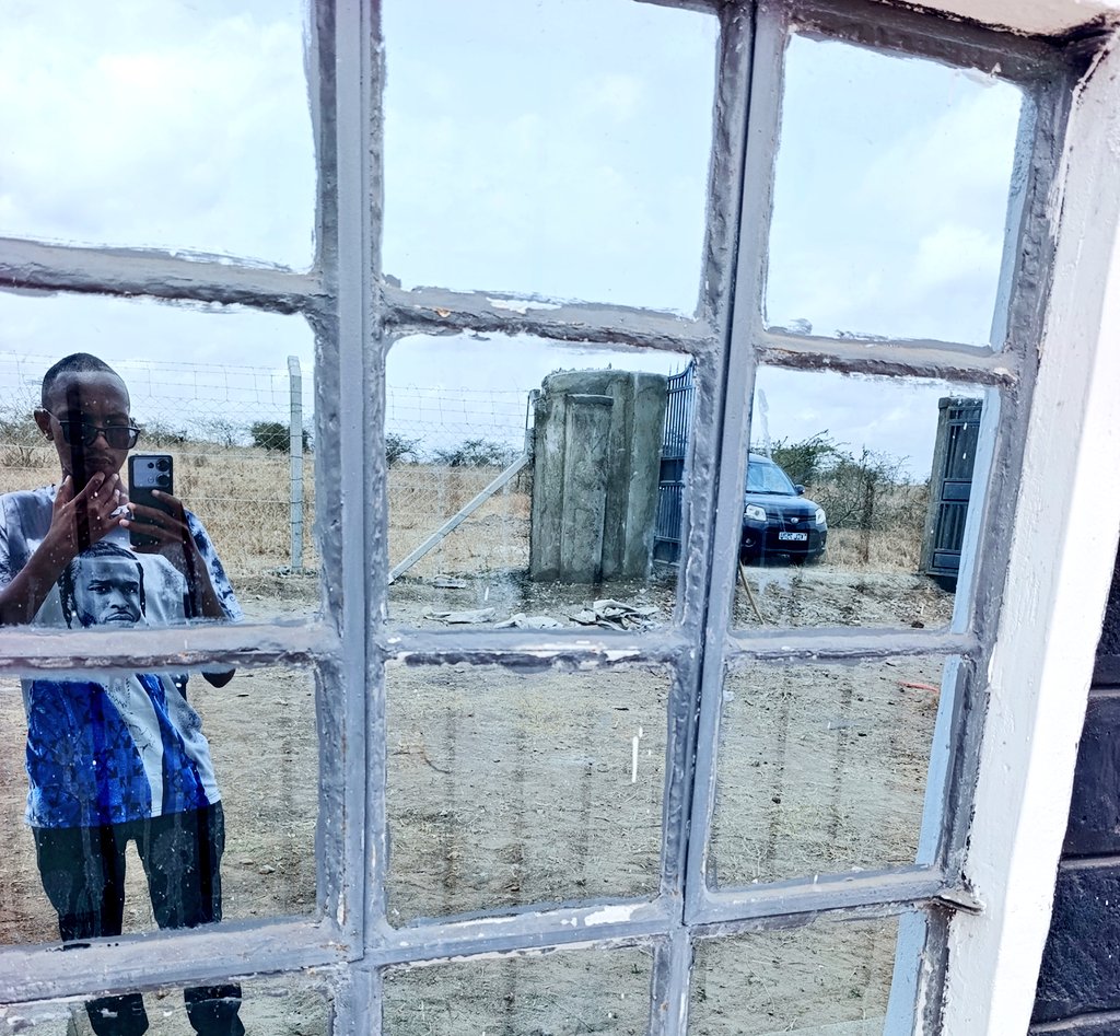 EphantoKY's tweet photo. Hio red flag moja umeshinda ukiignore ndio inakungoja kwa finish line 😂💀.#NikujaribuTu #CHAN2024 #Konzacity #Weekend #Kesibaadaye https://t.co/N5li7JC4x5