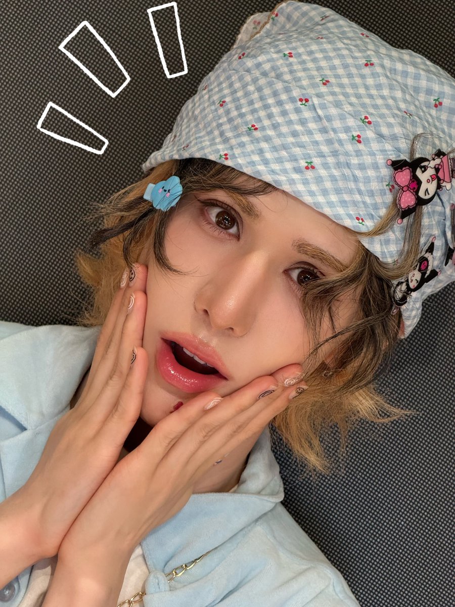 XLOV_official's tweet photo. [📸]

250816 팬사인회

𝒮𝓁𝑒𝑒𝓅𝒾𝓃𝑔 𝒷𝑒𝒶𝓊𝓉𝓎 💭🛏️💤 #WUMUTI

#XLOV #엑스러브 #우무티 
 #XLOV_1andOnly  #1andOnly 
#XLOV_IONE #IONE https://t.co/Op4u6RFrLy