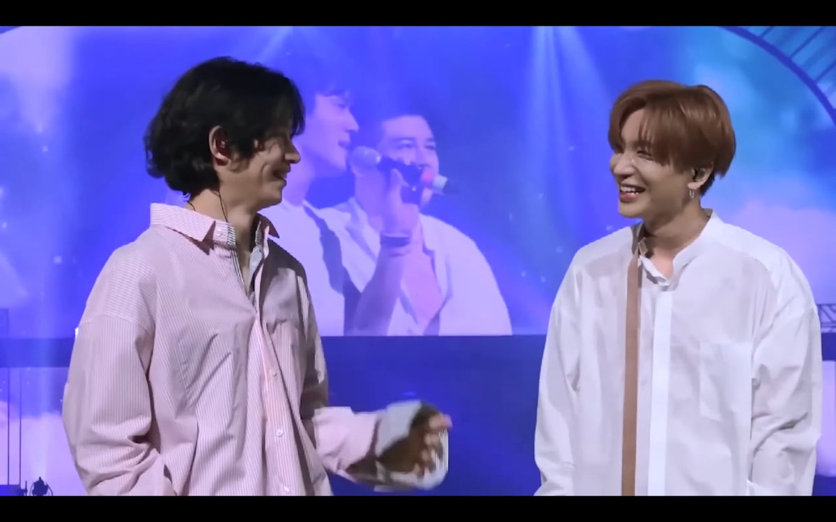 junior_navy's tweet image. รักมาก เจ้าพวกก้อนนี้ 💙💙 #SuperShow7 
#SuperShowStreaming