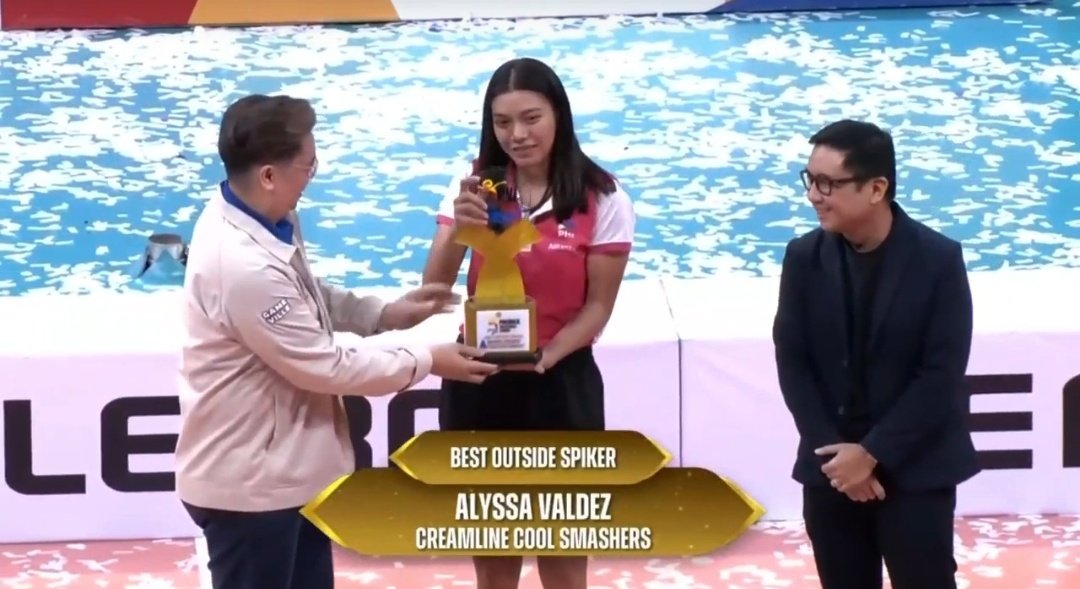 imyanceyyy's tweet photo. CONGRATULATIONS CCS GIRLS! 🩷🍦

Best Setter — Kyle Negrito
Best Outside Spiker — Alyssa Valdez
Best Middle Blocker — Jeanette Panaga

#PVLonTour #PVL2025 https://t.co/KIGo8rSMkD