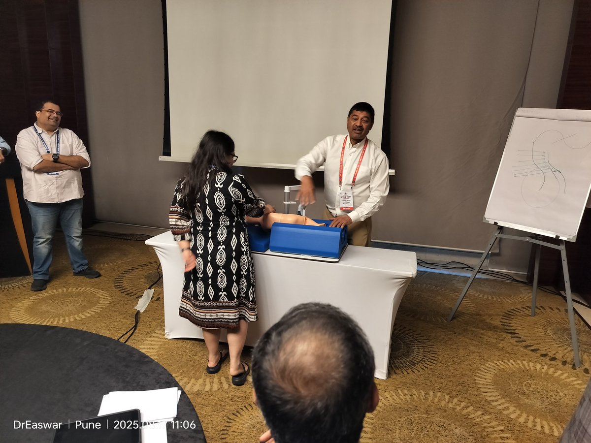 childortho's tweet photo. Lovely to be part of the #Cardiff #Graf #DDH #Ultrasound course at #IFICS
#hipdysplasia #screening
#medtwitter https://t.co/iygbxiczZS