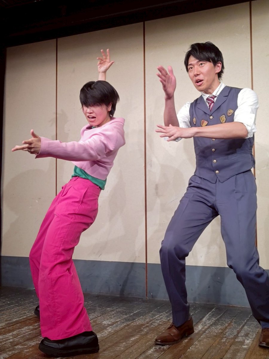 seiuchiiiii's tweet photo. 行って来ました歌舞伎町！
#川座かな は2位！。10月は #浅草東洋館 にフレッシュ枠出場ですか！。わーおスゴい！
#太田ベーカリー のパンを芸人師匠の皆さまにお持ちしても良いんでしょうか？
上位を競ったマジ面白い強豪組の写真貼ります。
#でかしたズッキュン丸
#パンダパーク
#みちばたコンサート https://t.co/e2gbghN5Dw