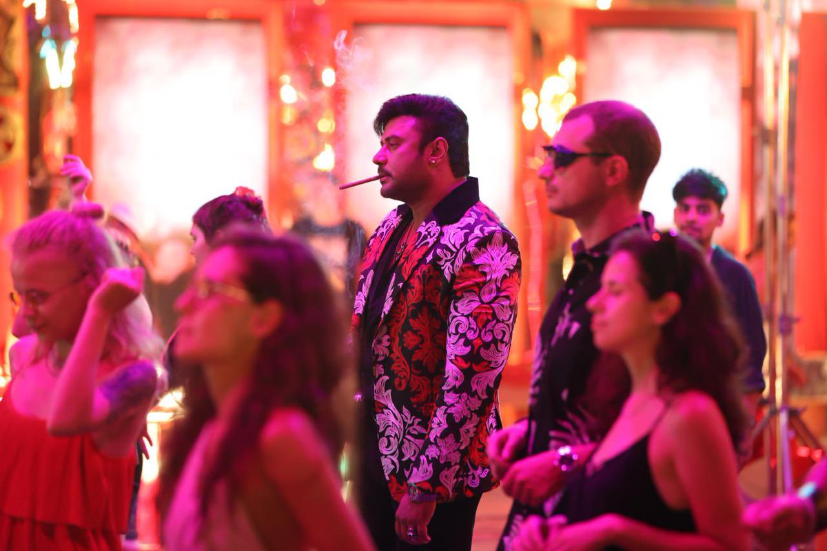 Kalki_DBoss's tweet photo. "It’s not just his release, it’s our festival. Fans + Devil = Fire and Forever ❤️🔥"

STANDING STRONG WITH DEVIL

#ForeverWithDBoss
#TheDevil #DBoss @DasaDarshan https://t.co/AaHG6sYn9a