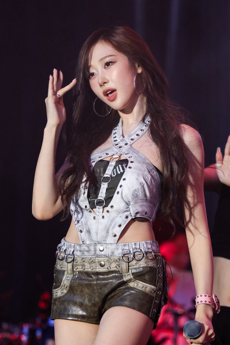 haretehoshiina's tweet photo. 250817 Summer Sonic Tokyo

#aespa  #에스파  #GISELLE  #지젤 https://t.co/yHRwWWBsi2