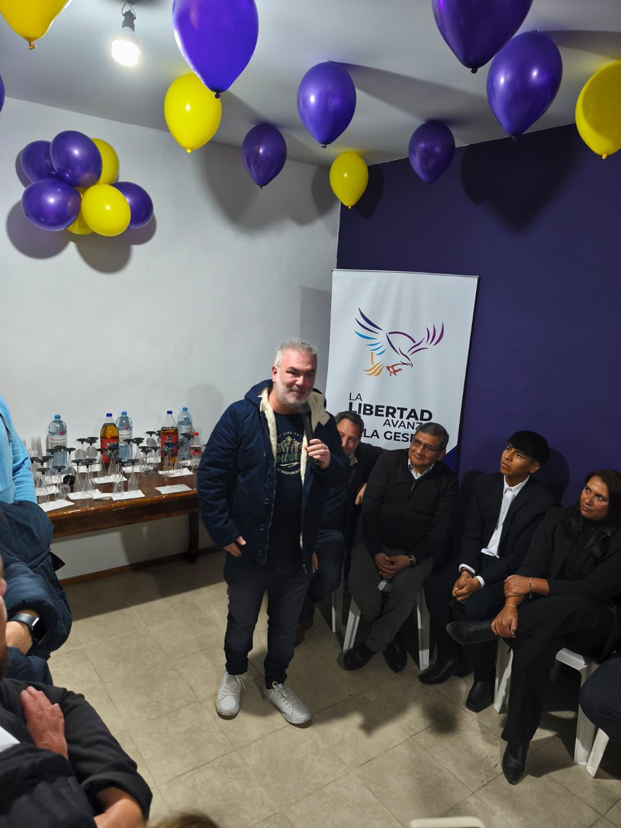 Presentación de lista e inauguración del local de #LLA Villa Gesell.
¡Gracias por la invitación! 💪🏻

<a href="/LLibertadAvanza/">La Libertad Avanza</a> 
<a href="/gabonjo/">Gastón Abonjo</a> 
<a href="/SPareja_/">Sebastián Pareja</a> 
<a href="/JMilei/">Javier Milei</a> 

#lla #PBA #campaña
