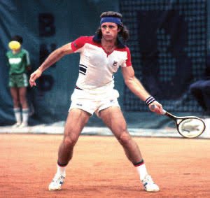 Hoy cumple 73 años GUILLERMO VILAS…. GRACIAS MAESTRO…62 títulos ATP , 4 Grand Slam .. fuiste .. sos y serás uno de los más grandes del tenis de todos los tiempos .. solamente GRACIAS …