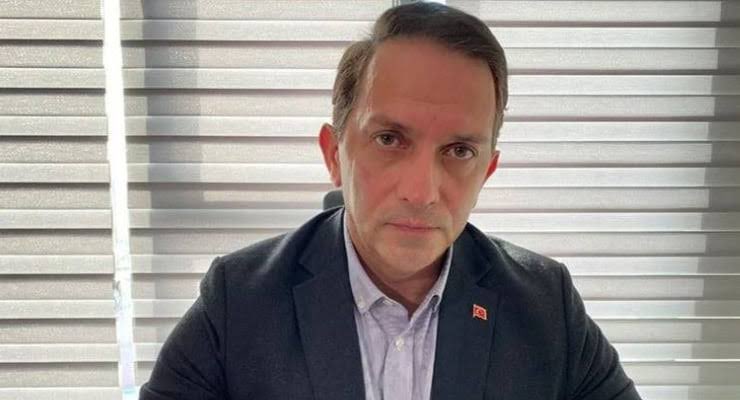 baskin_medya's tweet photo. Mücahit Birinci, kesin ihraç talebiyle AK Parti disiplin kuruluna sevk edildi. https://t.co/GRwjQX2yR6